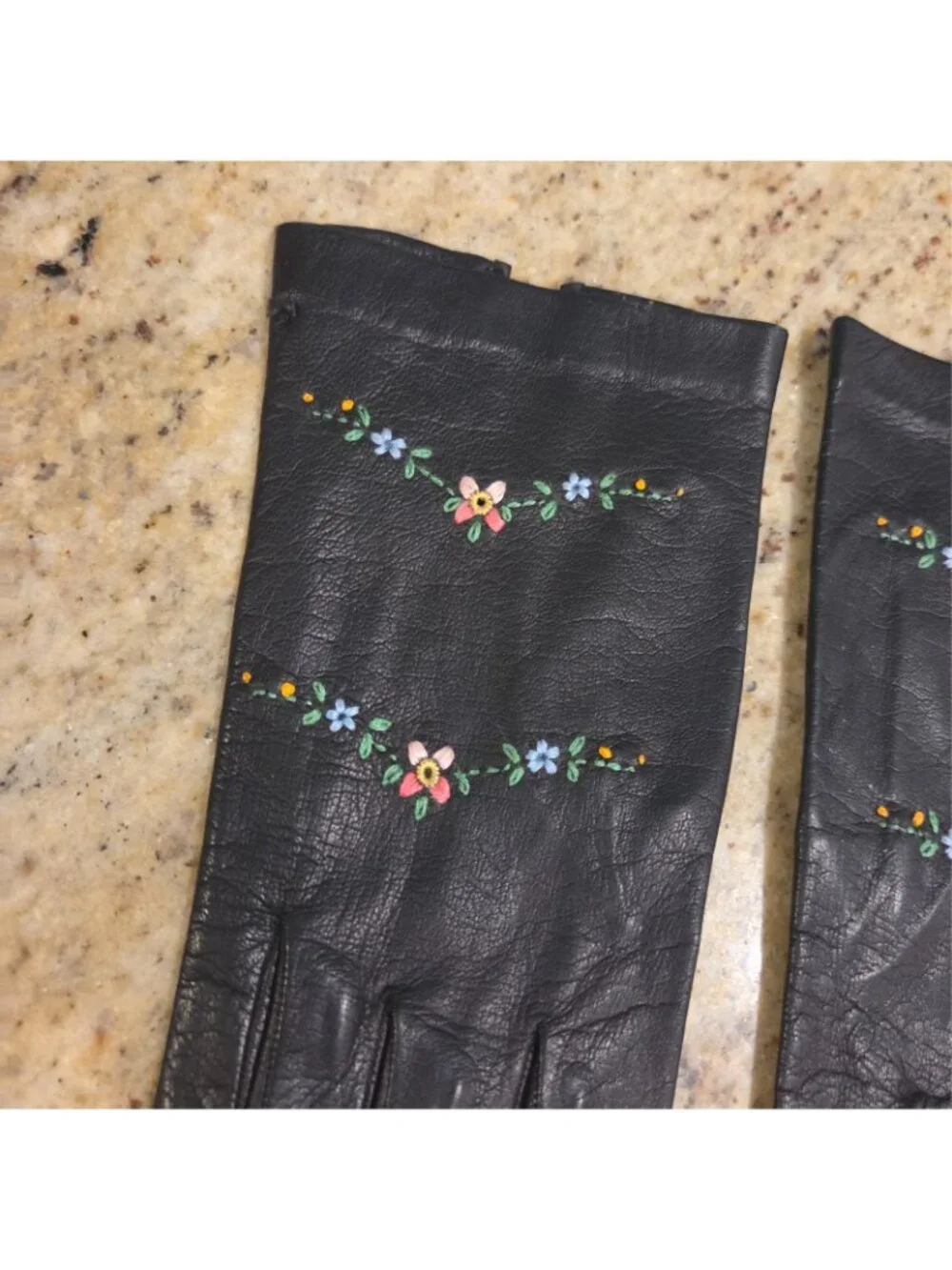 Vintage Womens Size S / 6.5 Black Leather Embroidered Flower Formal Gloves Italy